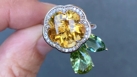 Goldsmith Manon Rotterdam - Cocktailring in a flower shape with citrine centerstone