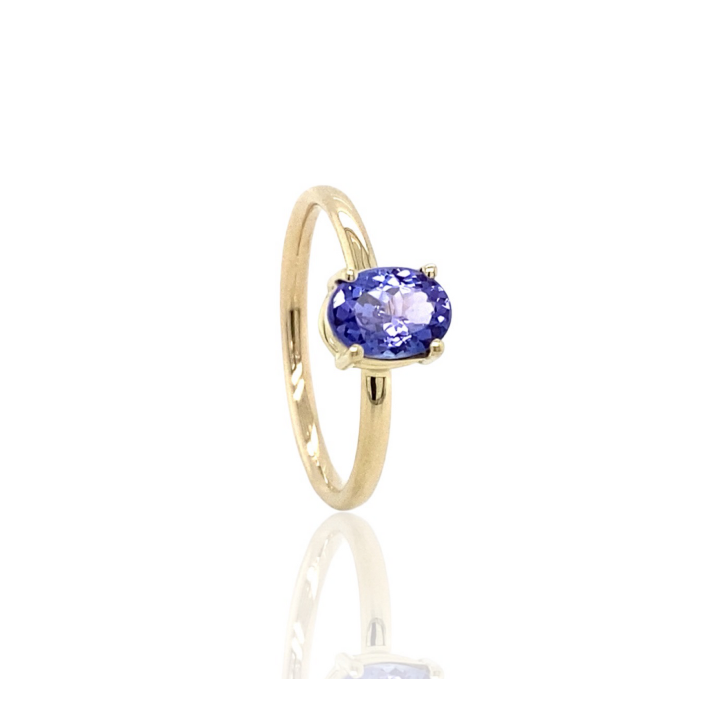 tanzanite in gold ring