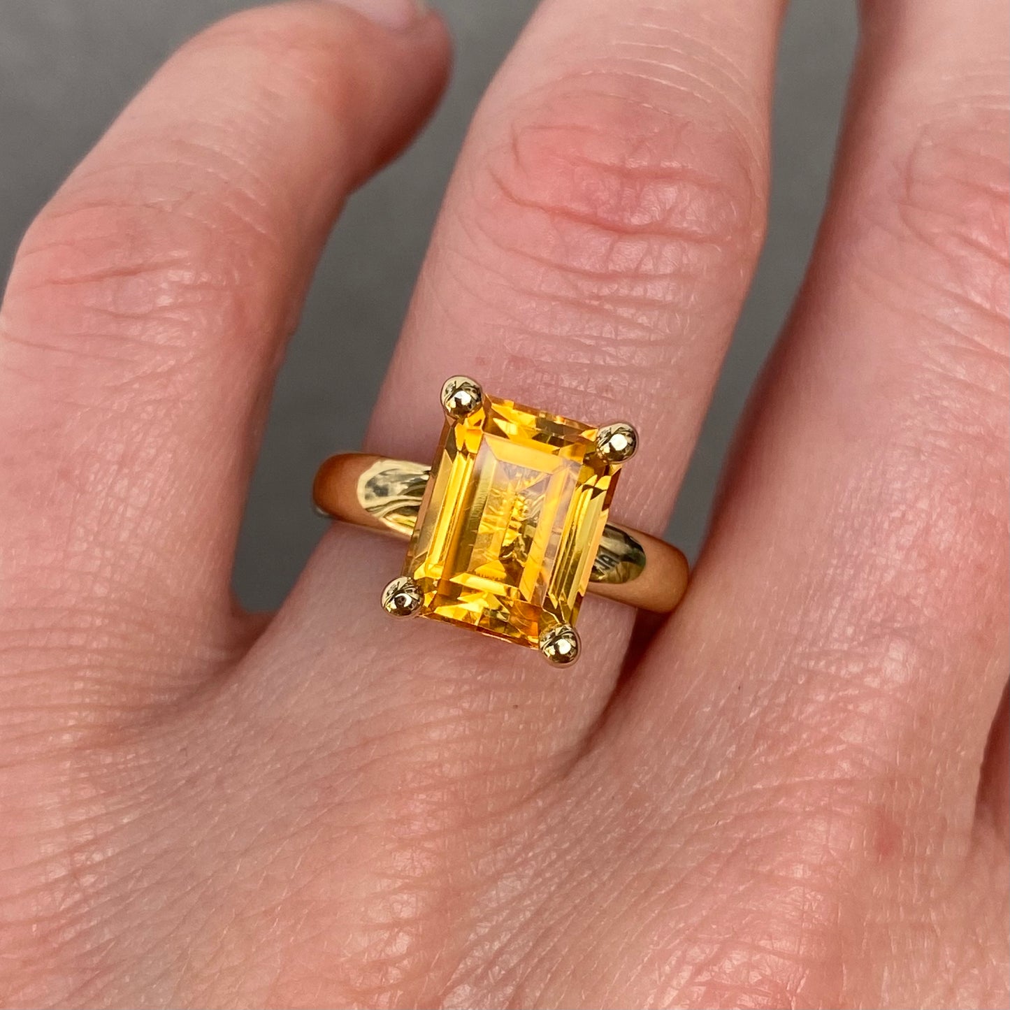 #11 Collector's ring Citrine