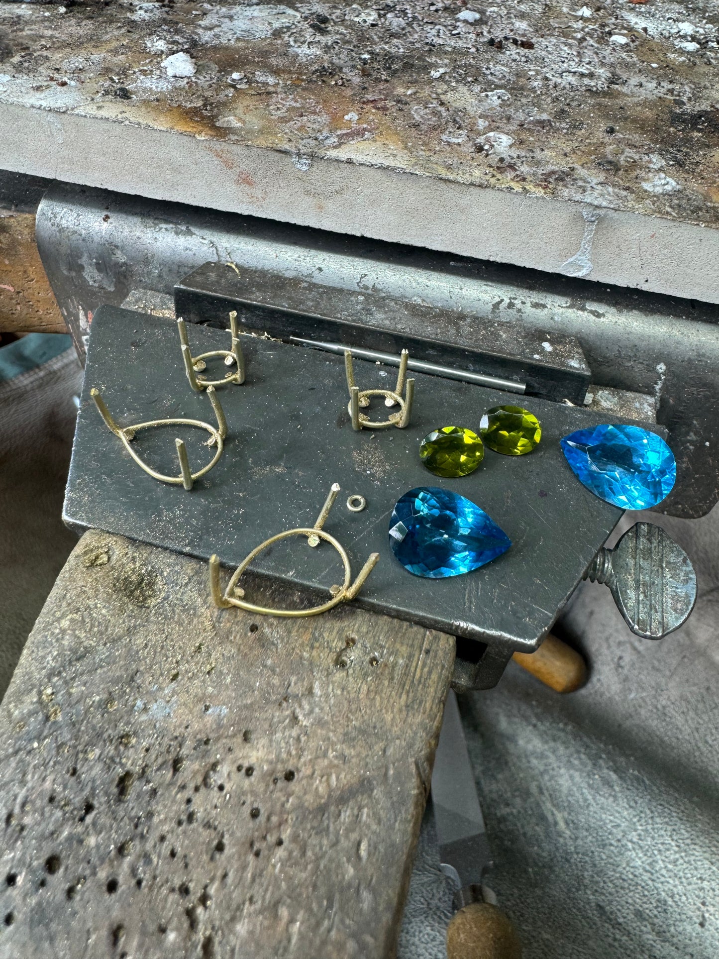 Earrings with Swiss blue Topaz and Peridot