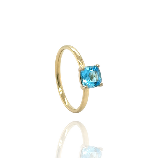 Stackable Swiss Blue Topaz 14k yellow gold ring