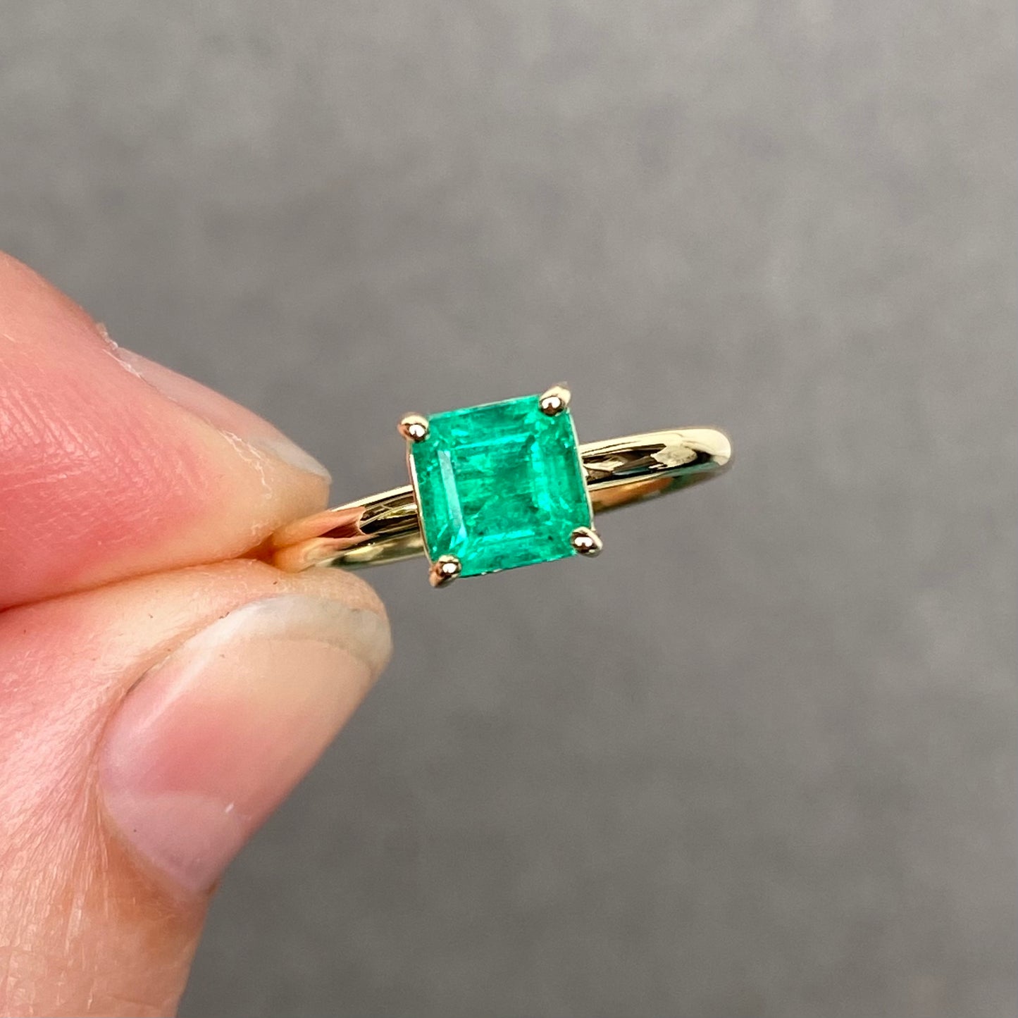 Stackable emerald ring Birthstone May