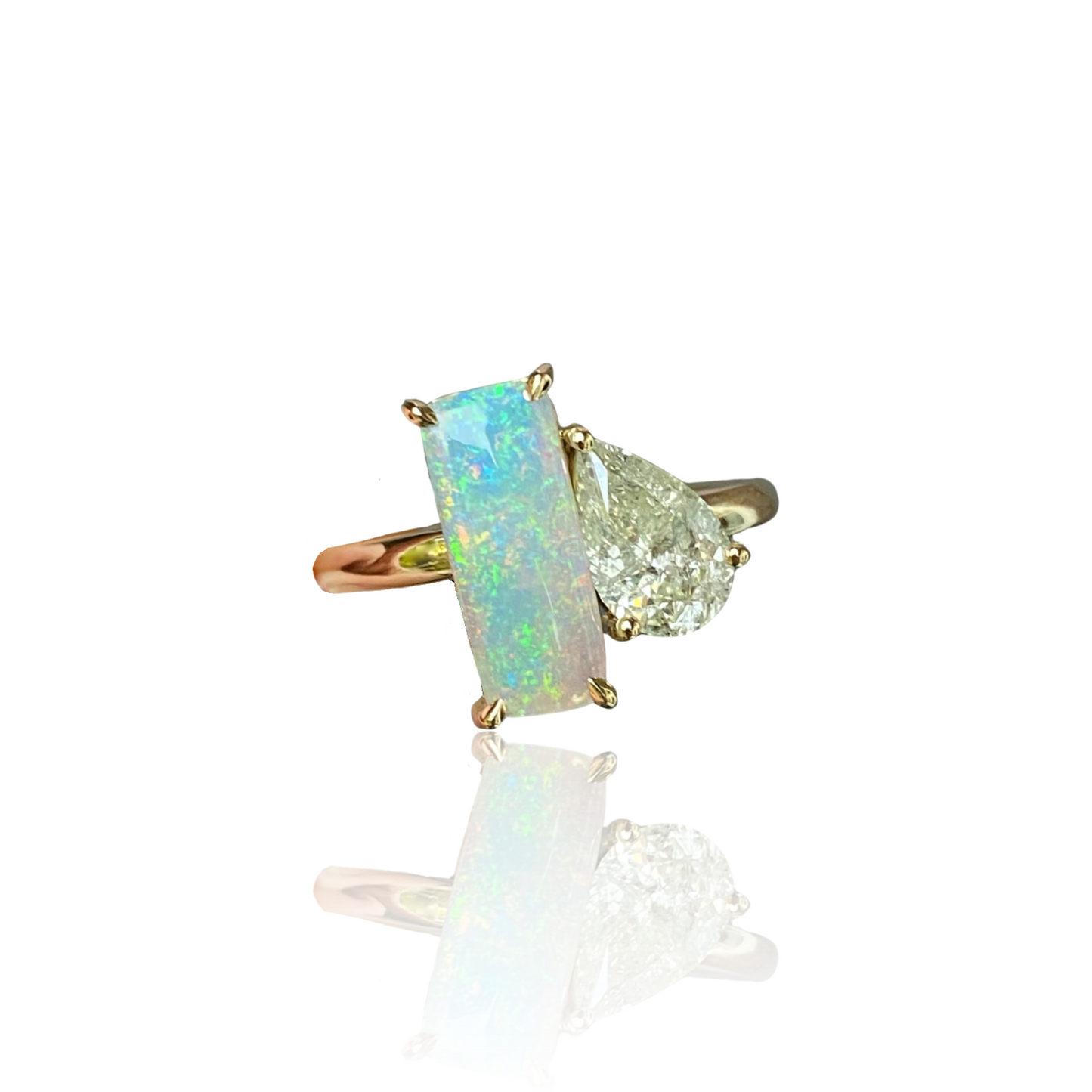 Toi et Moi ring Diamond and Australian Opal