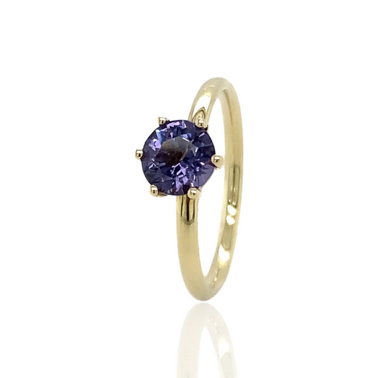 Stapelbare paarse spinel 14k geelgouden ring 