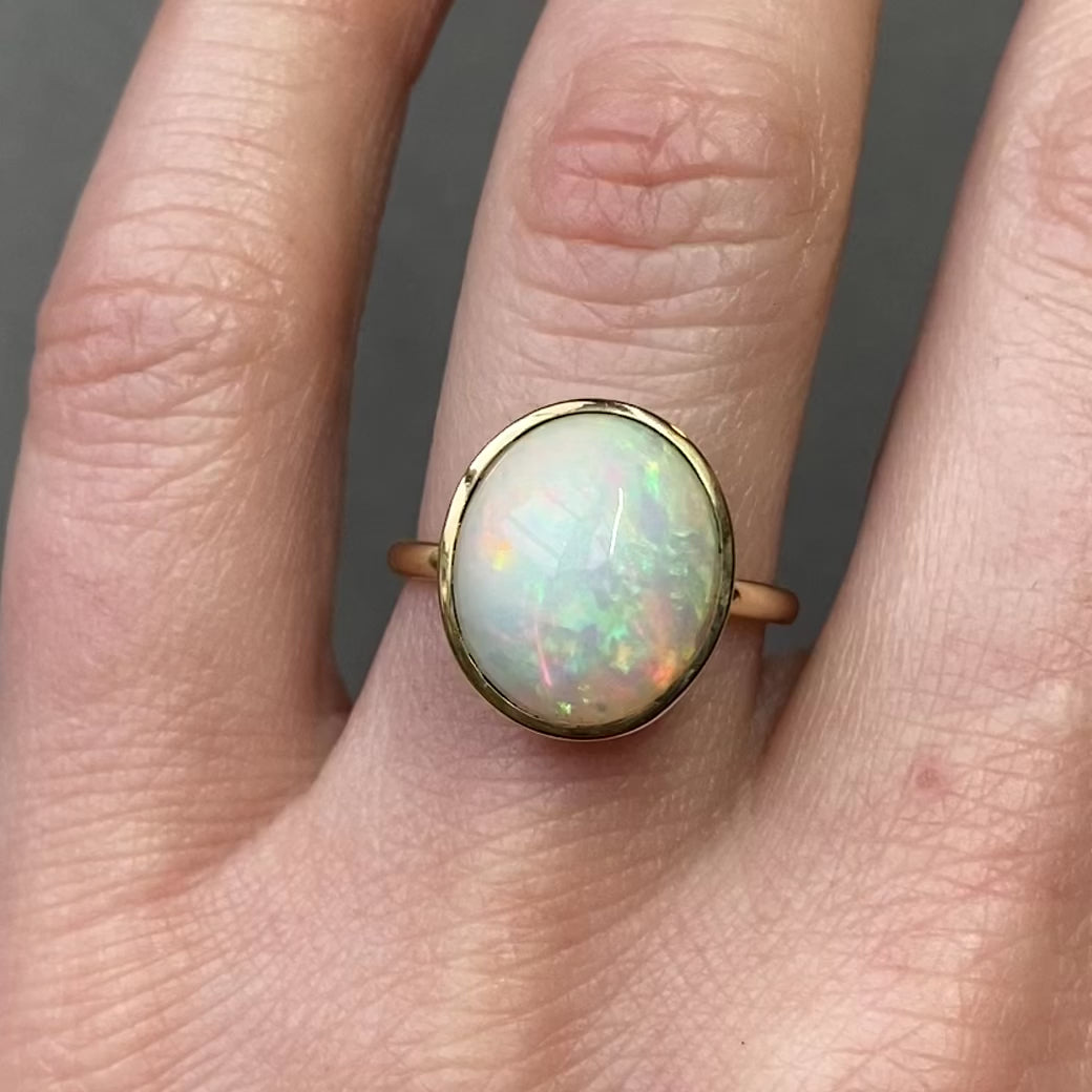 Ring met Ethiopisch Opaal 