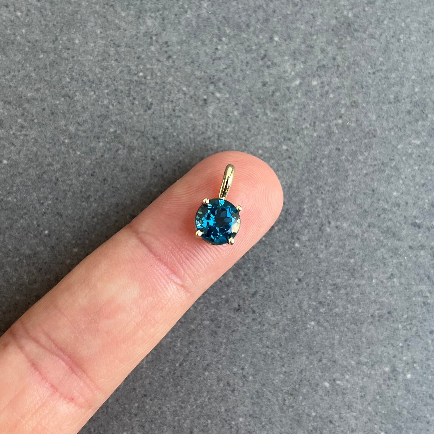 London topaz pendant