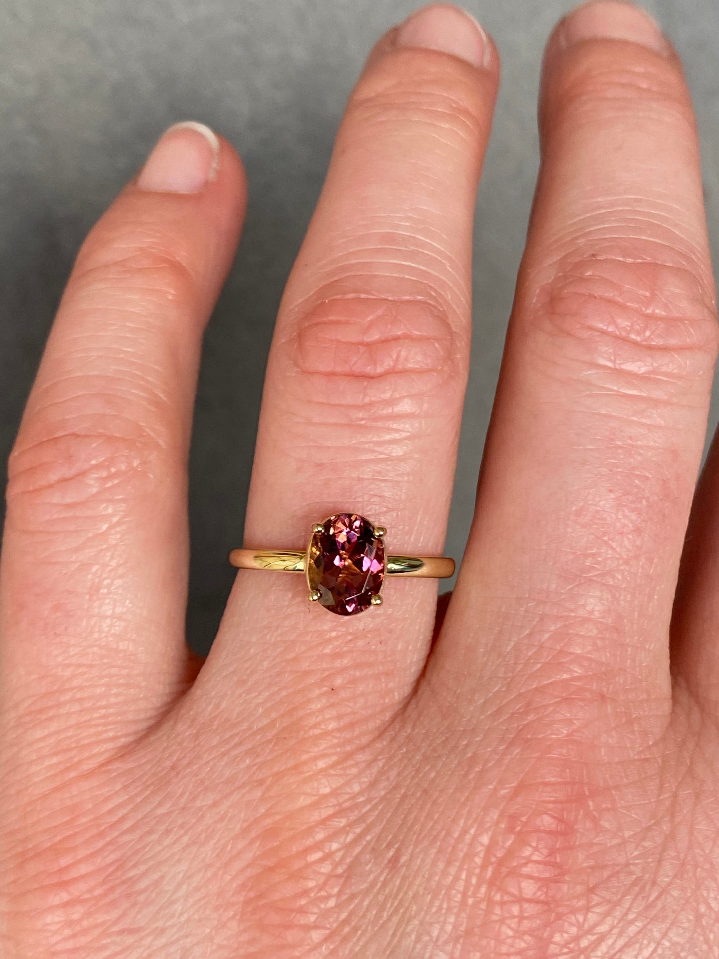Stapelbare roze toermalijn 14k geelgouden ring 